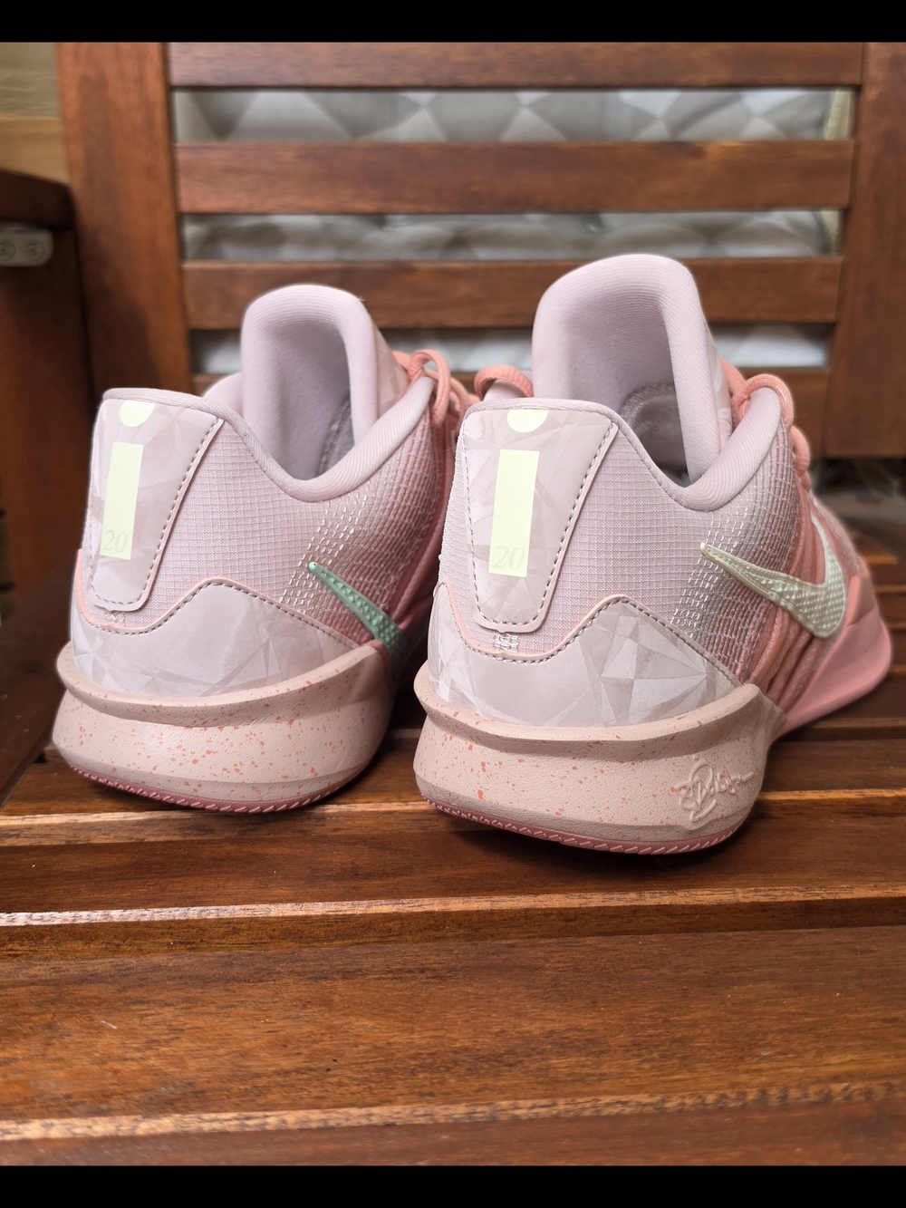 Nike Sabrina 3 Women’s Size 13 - Picture 7 of 7
